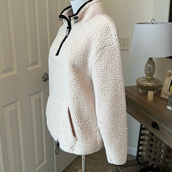 ❤️PINK Victoria’s Secret❤️ Sherpa Quarter Zip - Picture 10 of 11